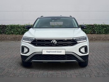 Used Volkswagen T-Roc 2023 for sale - 78449622: Photo
