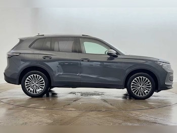 Used Volkswagen Tiguan 2025 for sale - 77627094: Photo