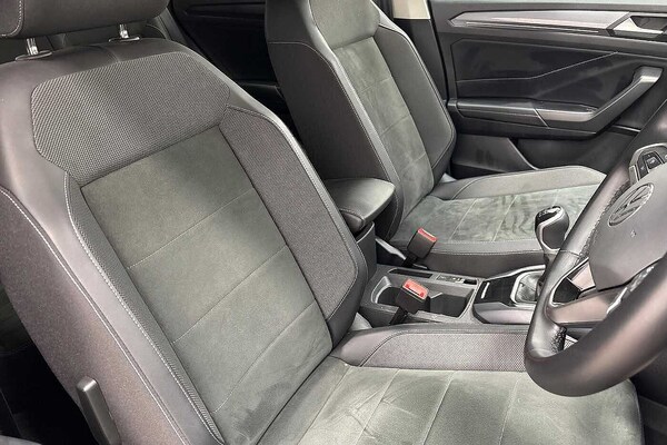 Used Volkswagen T-Roc 2024 for sale - 75590486: Photo 10