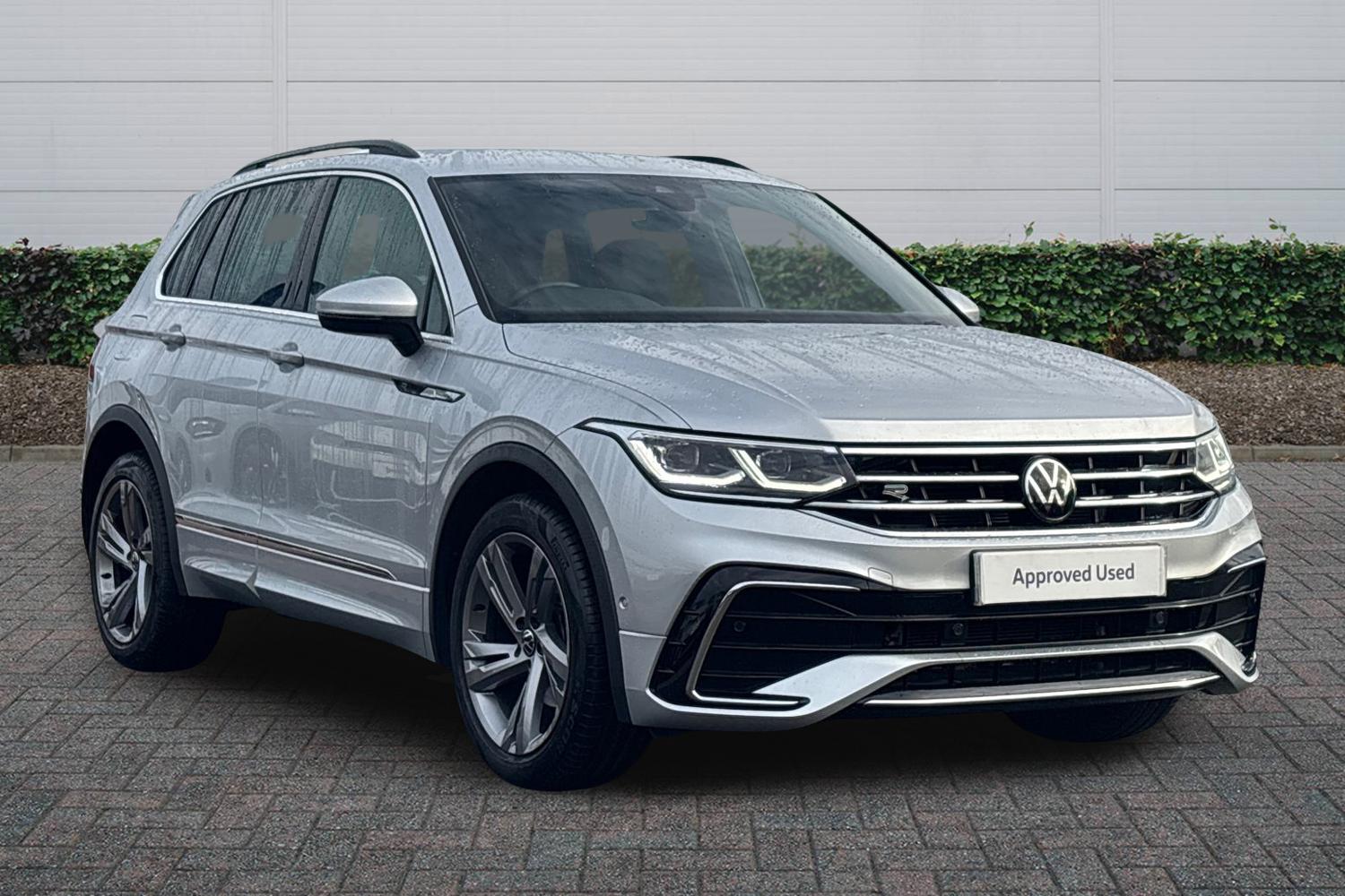 Used Volkswagen Tiguan 2023 for sale - 76800392: Photo 1