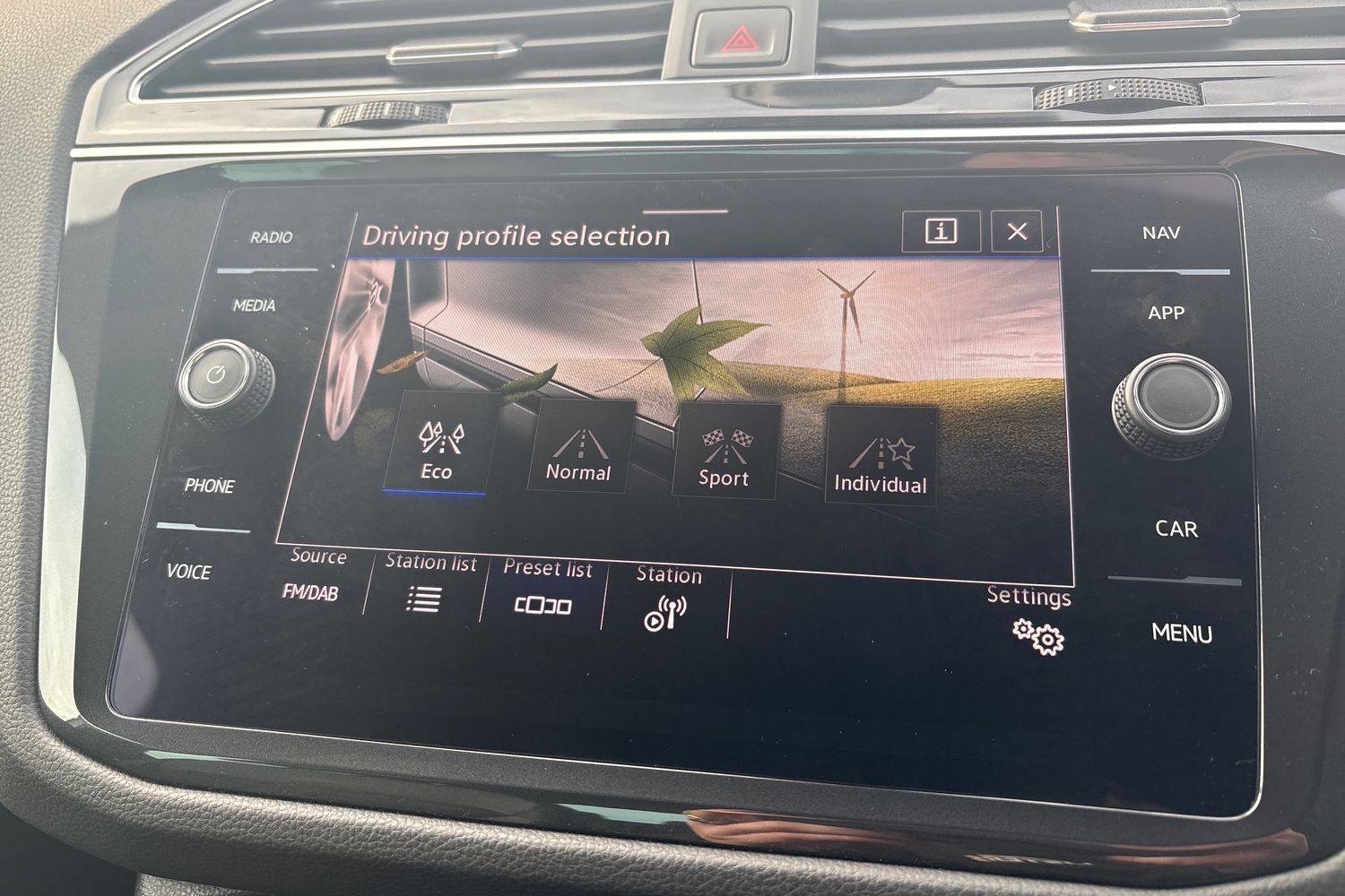 Used Volkswagen Tiguan 2023 for sale - 76800392: Photo 18