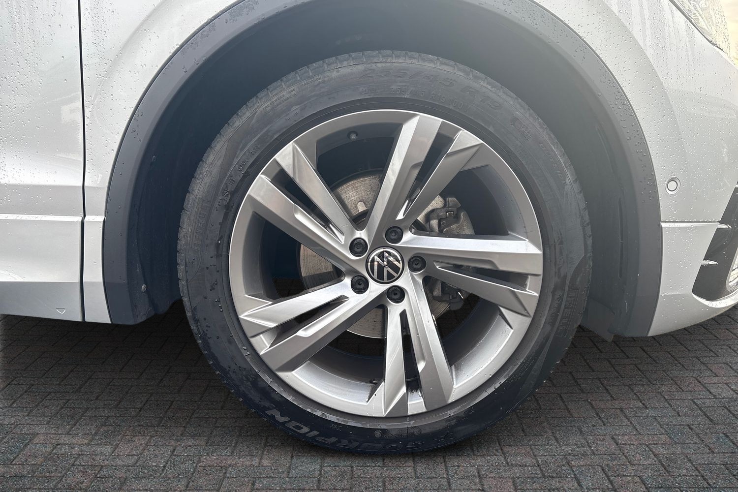 Used Volkswagen Tiguan 2023 for sale - 76800392: Photo 6