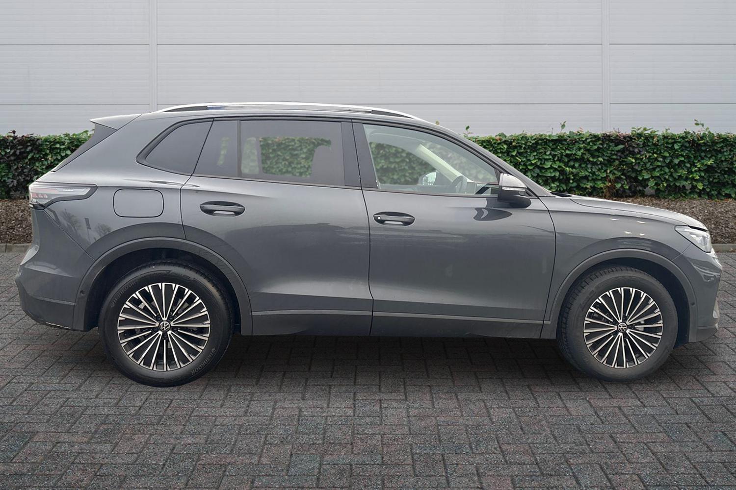 Used Volkswagen Tiguan 2025 for sale - 76800521: Photo 5