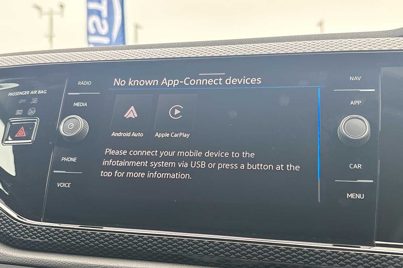 Used Volkswagen Polo 2024 for sale - 76202323: Photo 16