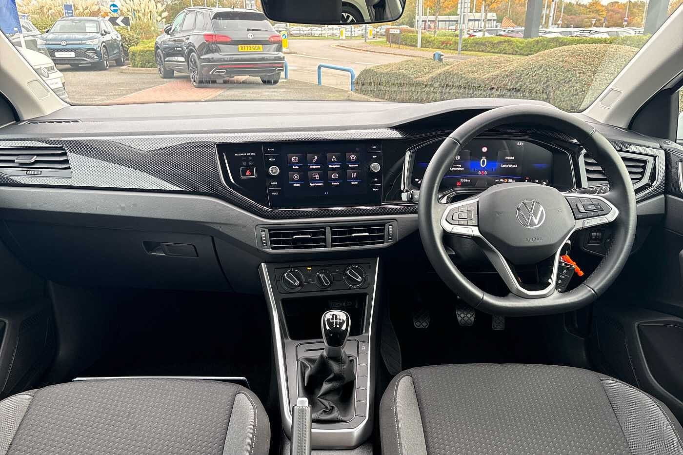 Used Volkswagen Polo 2024 for sale - 76202323: Photo 8