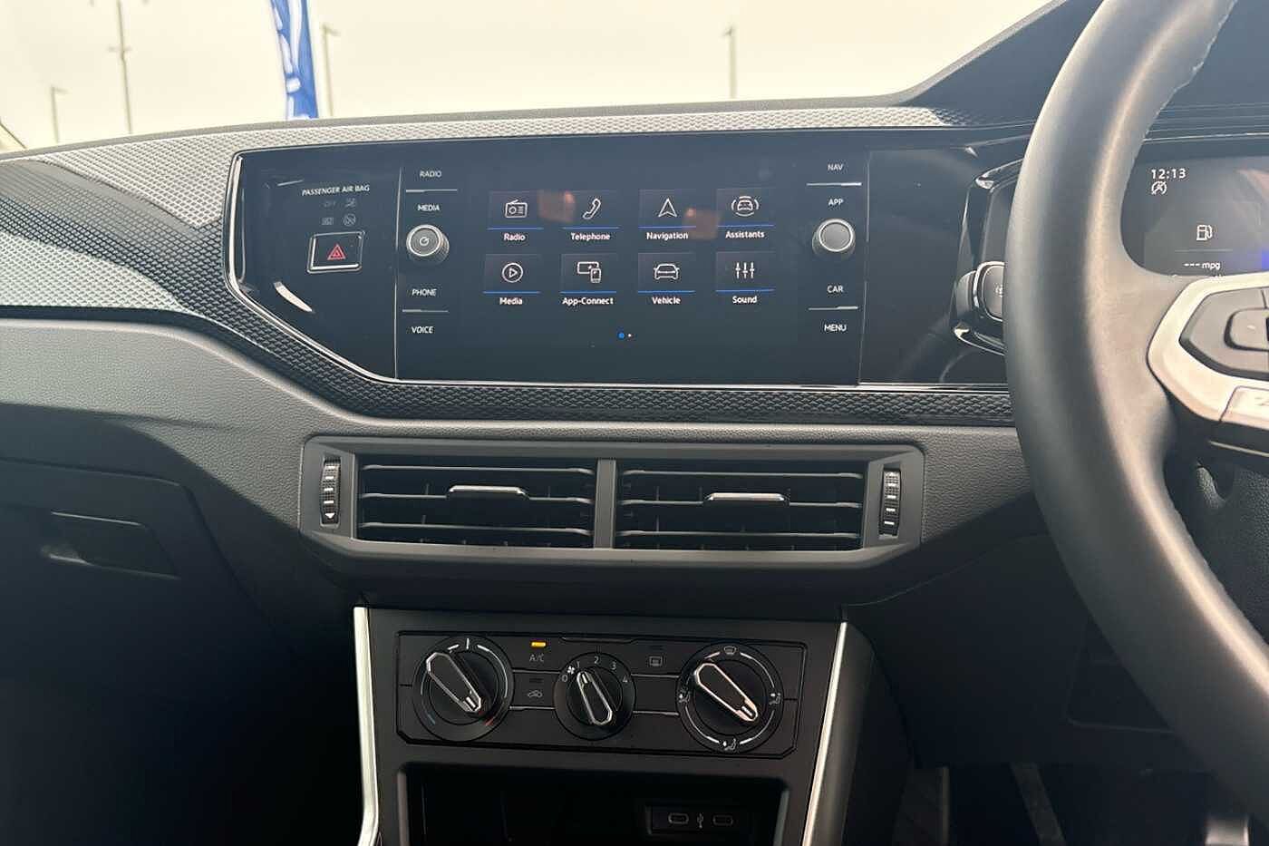 Used Volkswagen Polo 2024 for sale - 76202323: Photo 9