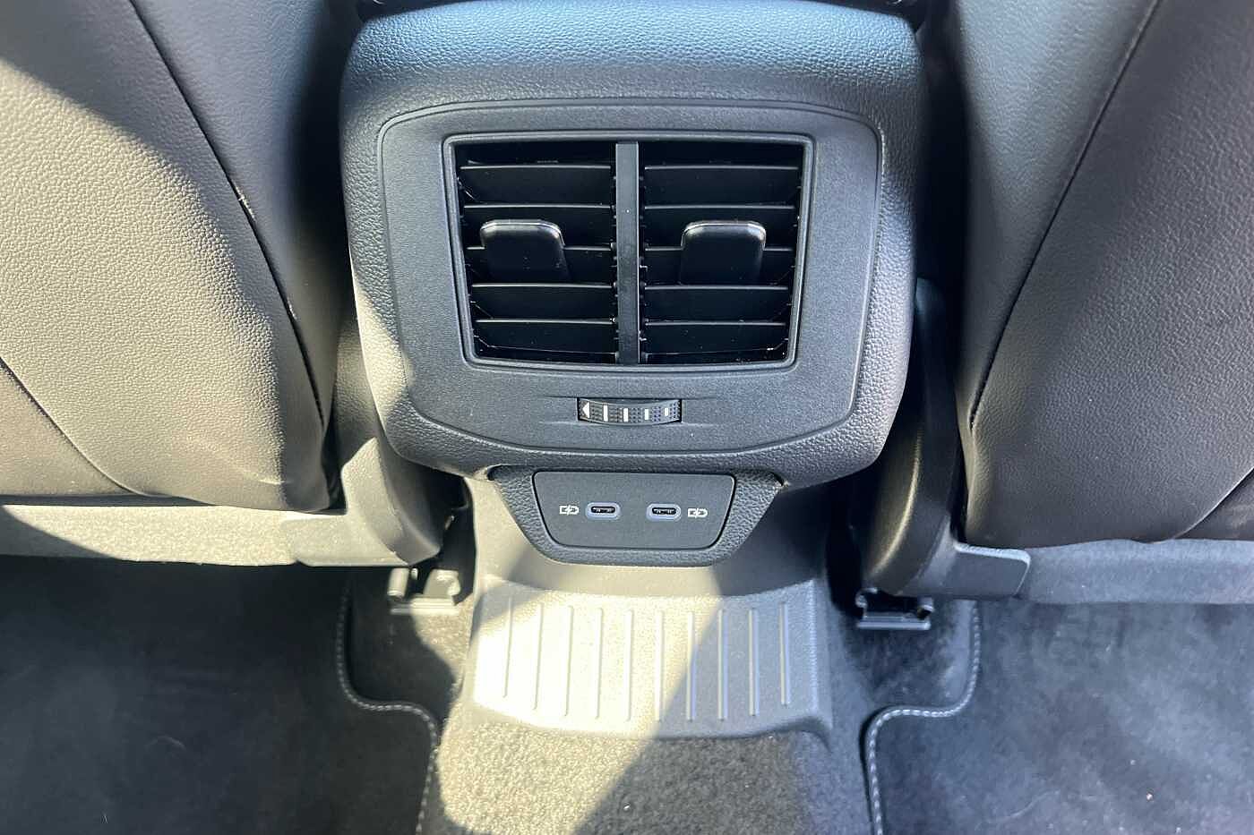 Used Volkswagen T-Roc 2025 for sale - 76261138: Photo 13