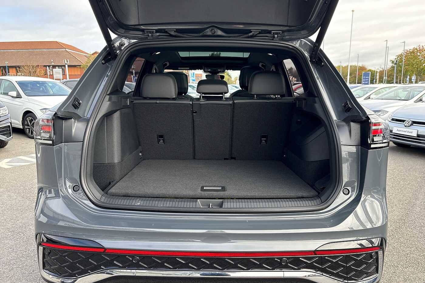 Used Volkswagen Tiguan 2025 for sale - 76003197: Photo 12