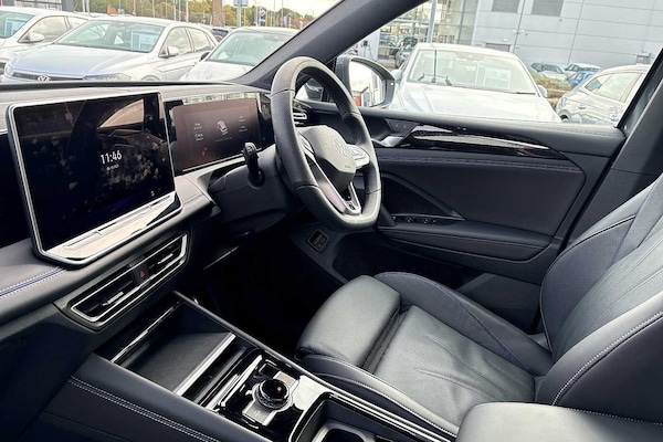 Used Volkswagen Tiguan 2025 for sale - 76003197: Photo 2