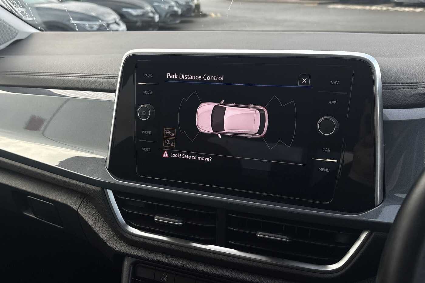 Used Volkswagen T-Roc 2023 for sale - 76670974: Photo 14