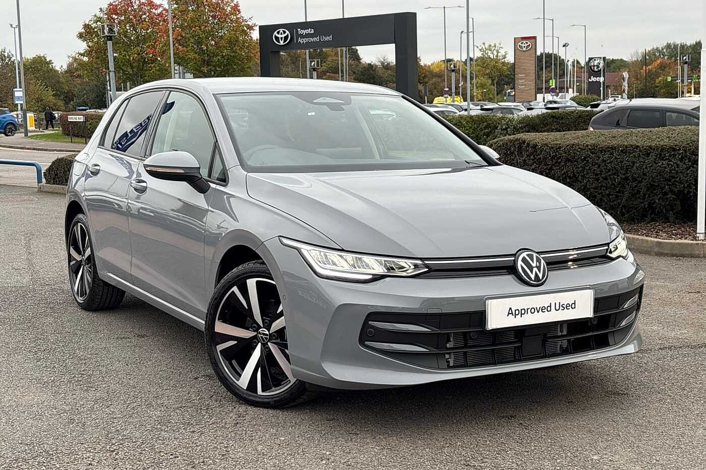 Used Volkswagen Golf 2025 for sale - 76248477: Photo 1