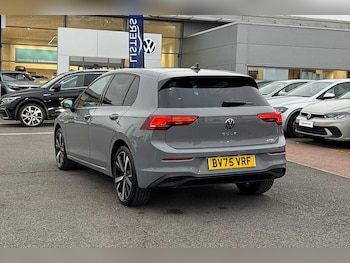 Used Volkswagen Golf 2025 for sale - 76248477: Photo