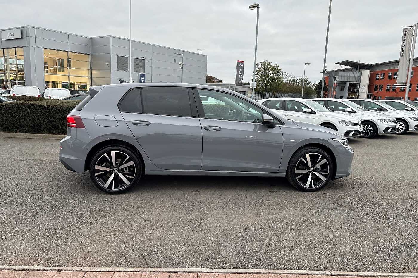 Used Volkswagen Golf 2025 for sale - 76248477: Photo 4