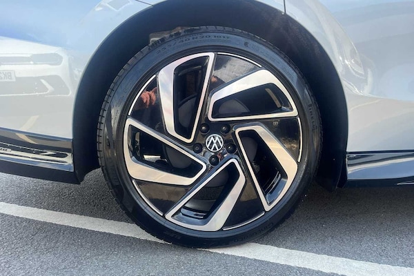 Used Volkswagen ID.7 2025 for sale - 74229157: Photo 5