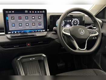 Used Volkswagen T-Roc 2026 for sale - 79305367: Photo