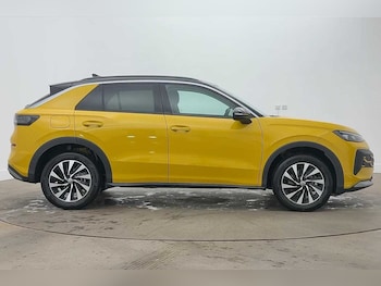 Used Volkswagen T-Roc 2026 for sale - 79305367: Photo
