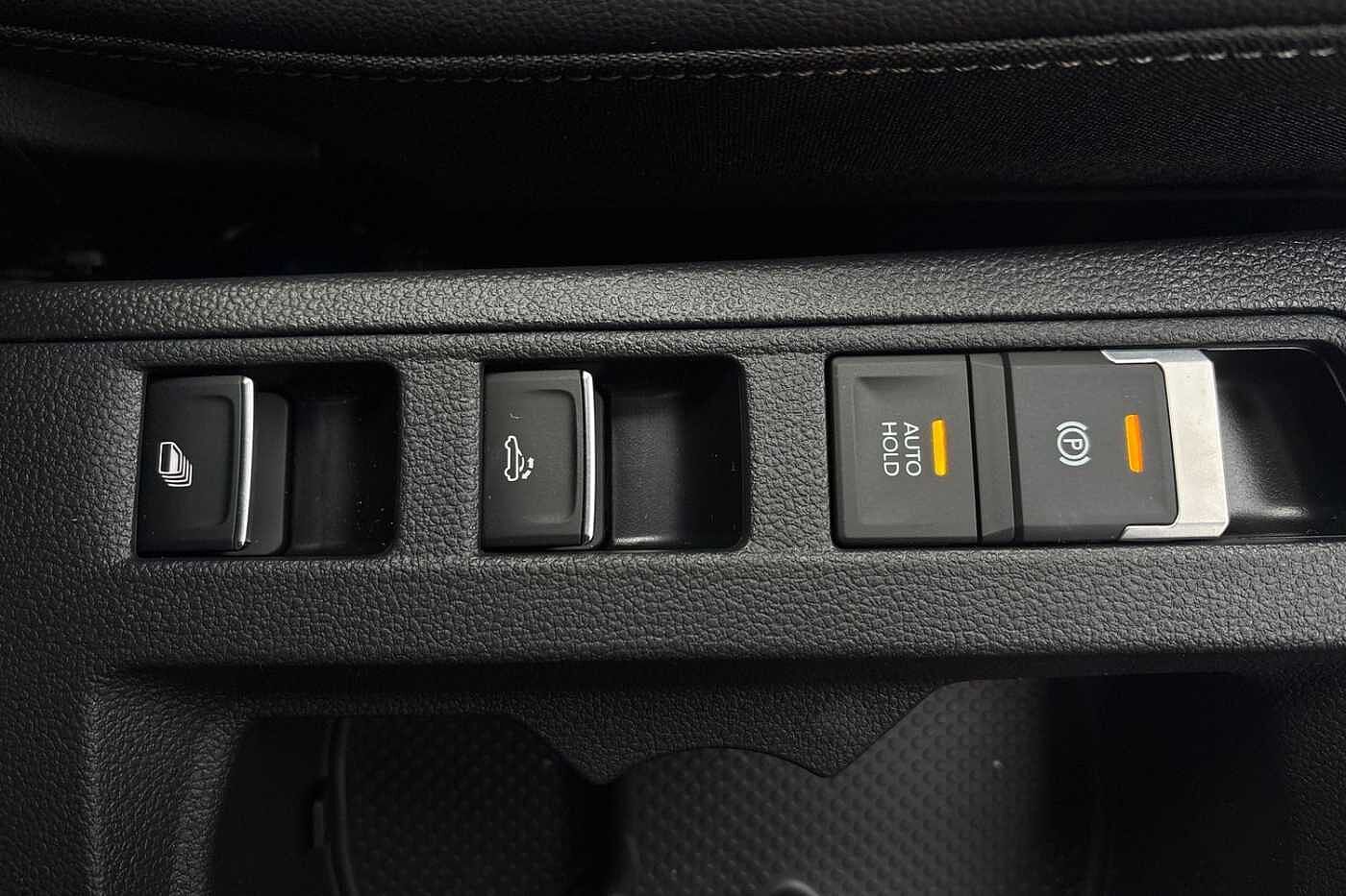 Used Volkswagen T-Roc 2025 for sale - 76837743: Photo 16