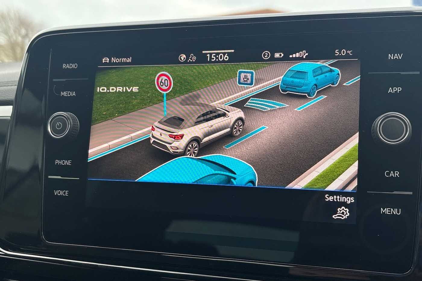 Used Volkswagen T-Roc 2025 for sale - 76837743: Photo 17