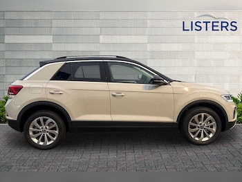 Used Volkswagen T-Roc 2025 for sale - 76837707: Photo
