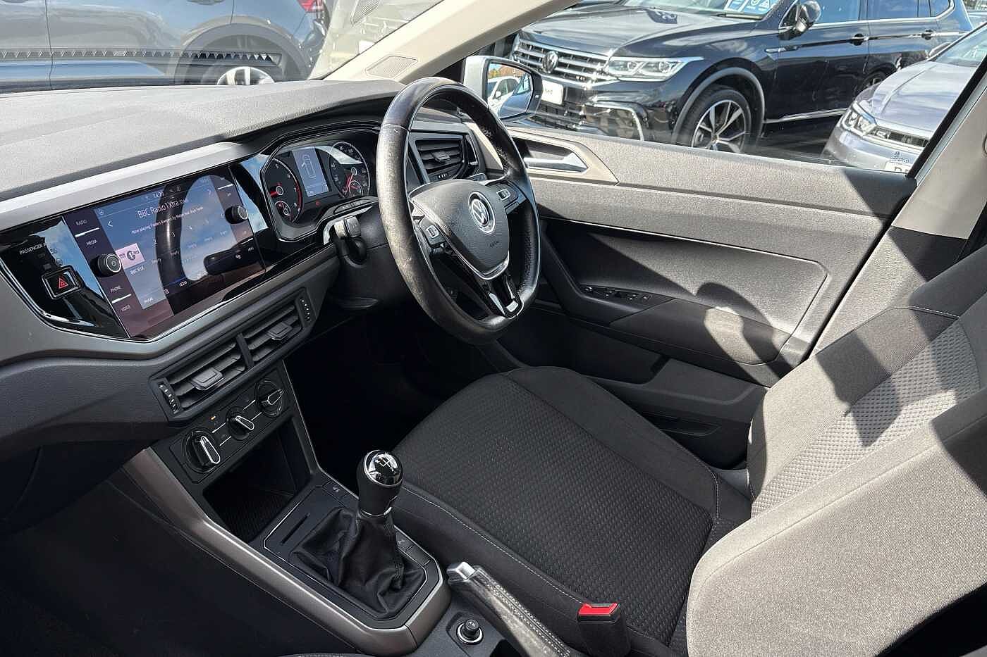 Used Volkswagen Polo 2021 for sale - 76033173: Photo 2