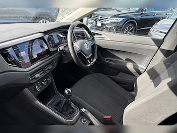 Used Volkswagen Polo 2021 for sale - 76033173: Photo