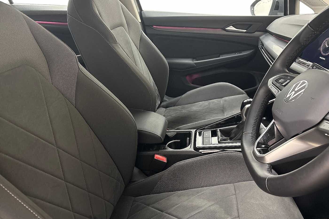 Used Volkswagen Golf 2024 for sale - 75979477: Photo 10