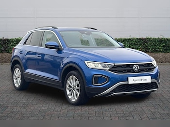 Used Volkswagen T-Roc 2024 for sale - 77413033: Photo