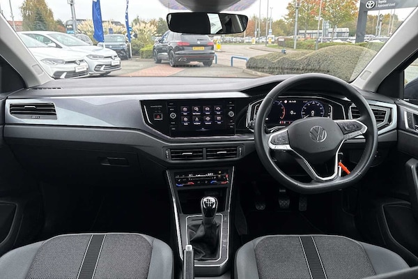 Used Volkswagen Polo 2023 for sale - 76123953: Photo 8