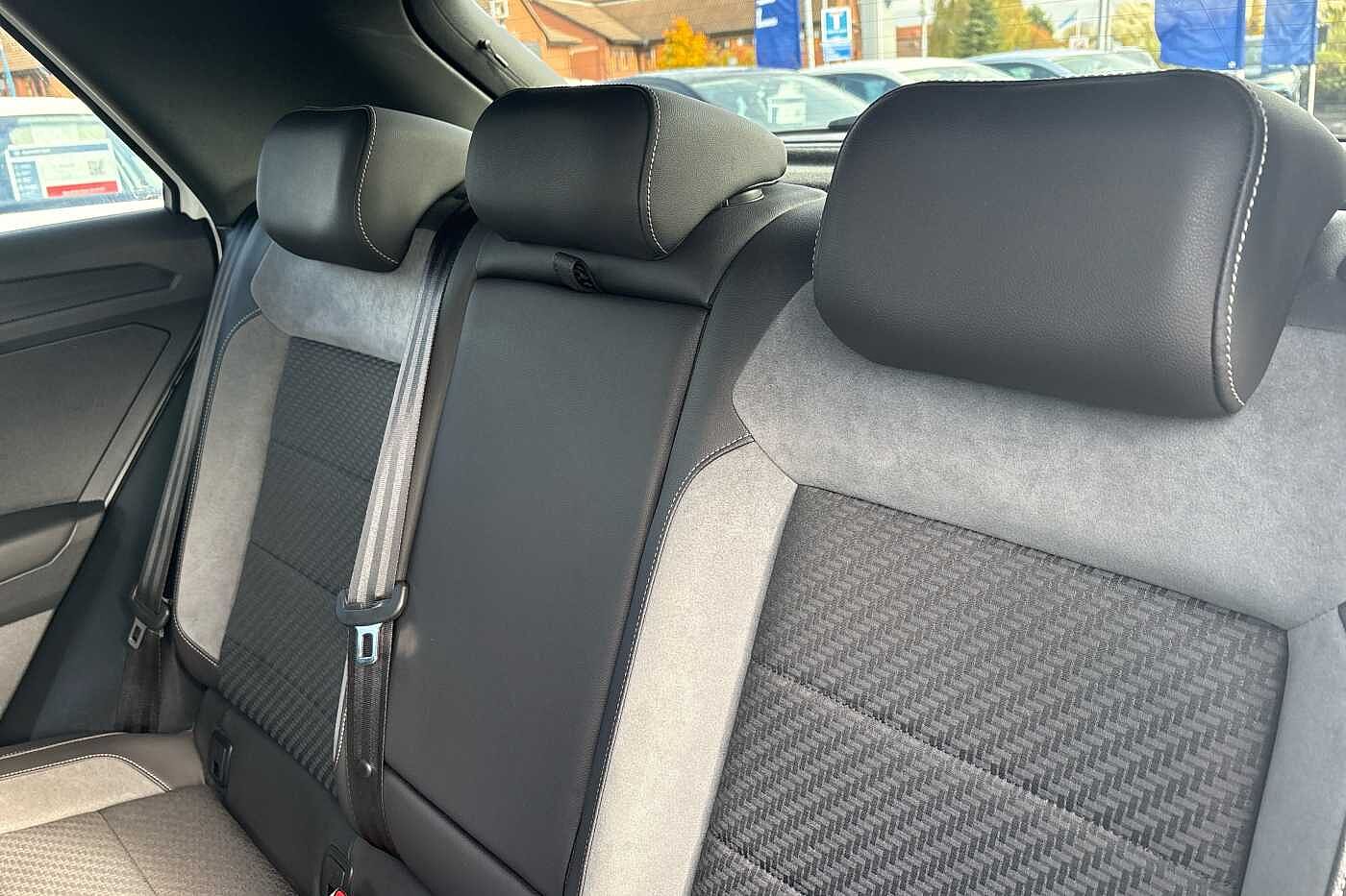 Used Volkswagen T-Roc 2020 for sale - 76095623: Photo 11