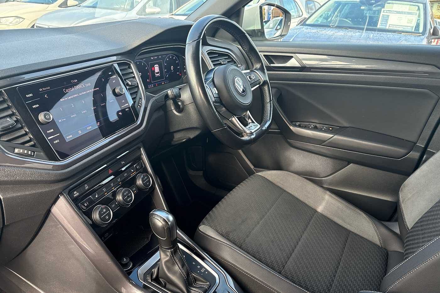 Used Volkswagen T-Roc 2020 for sale - 76095623: Photo 2