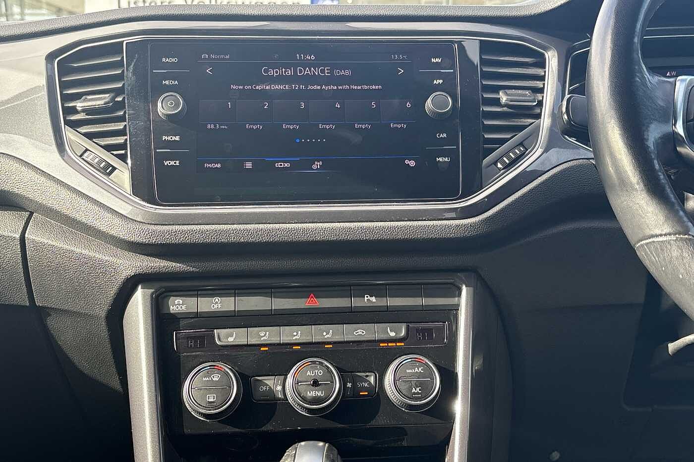 Used Volkswagen T-Roc 2020 for sale - 76095623: Photo 9