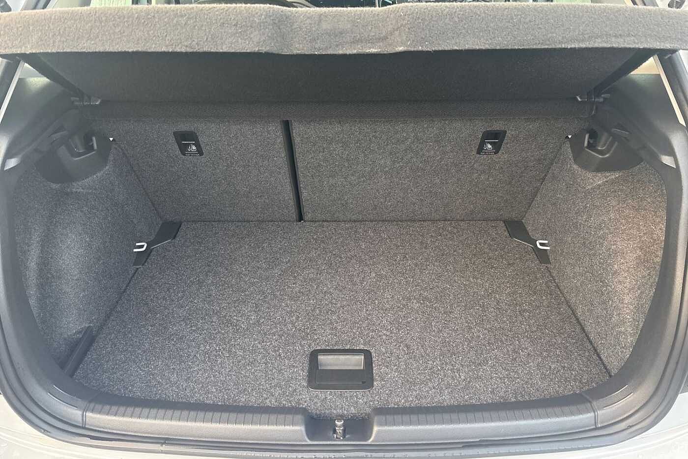 Used Volkswagen Polo 2020 for sale - 76800508: Photo 11