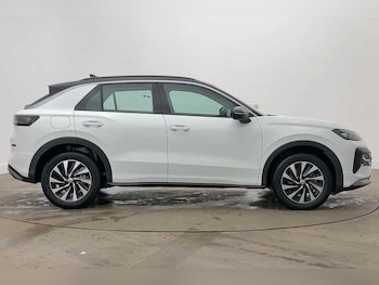 Used Volkswagen T-Roc 2026 for sale - 79305385: Photo