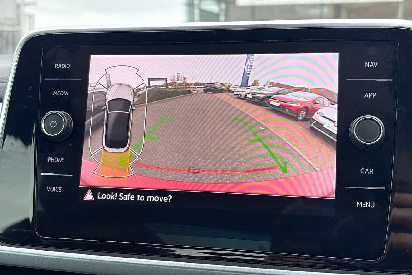 Used Volkswagen T-Roc 2022 for sale - 76419901: Photo 15