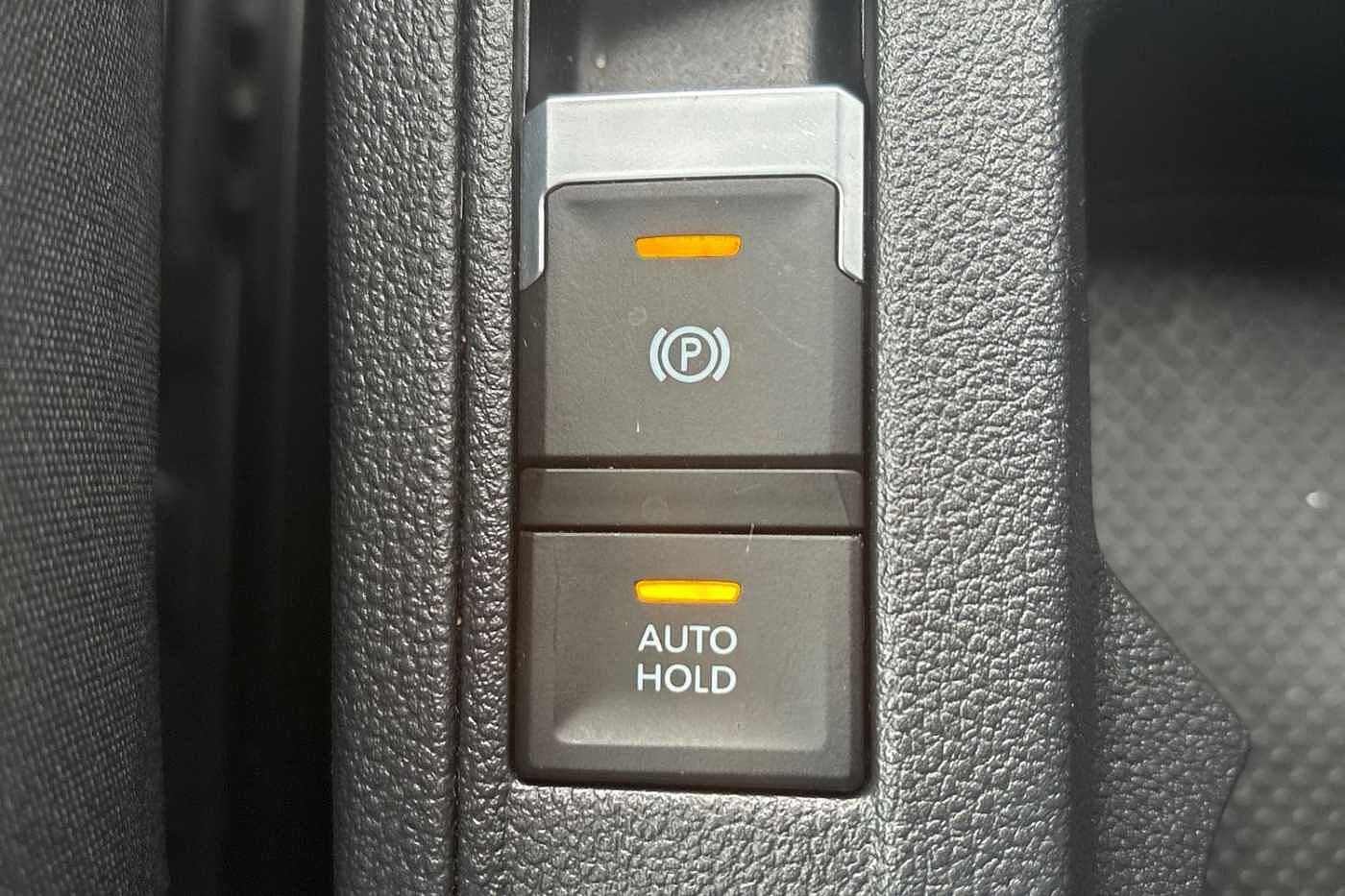 Used Volkswagen T-Roc 2022 for sale - 76419901: Photo 16