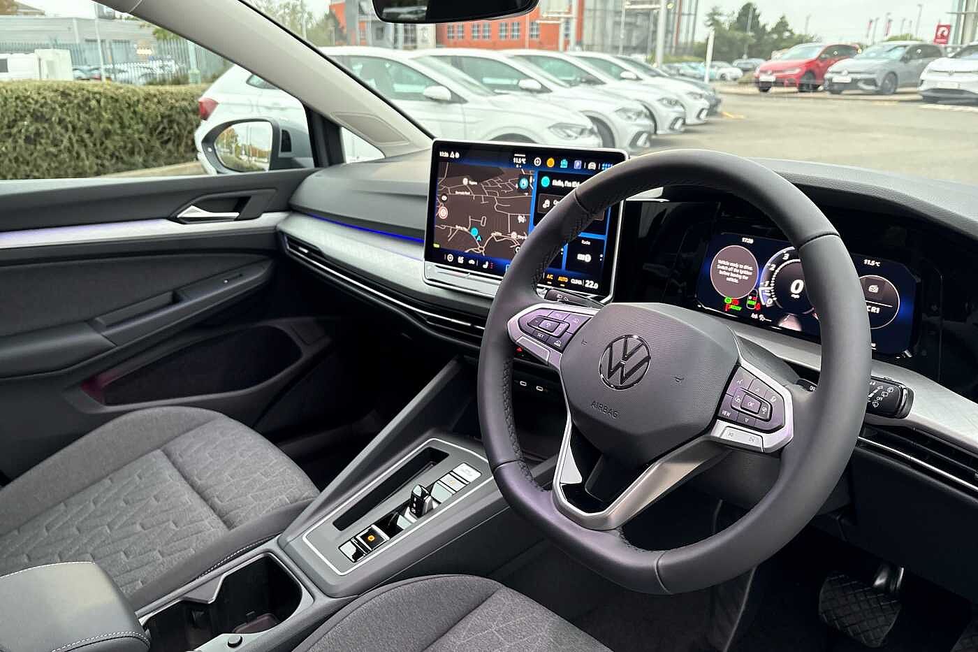 Used Volkswagen Golf 2025 for sale - 77587933: Photo 6