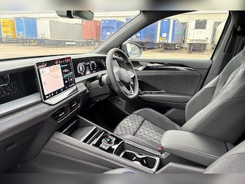 Used Volkswagen Tayron 2025 for sale - 76248488: Photo