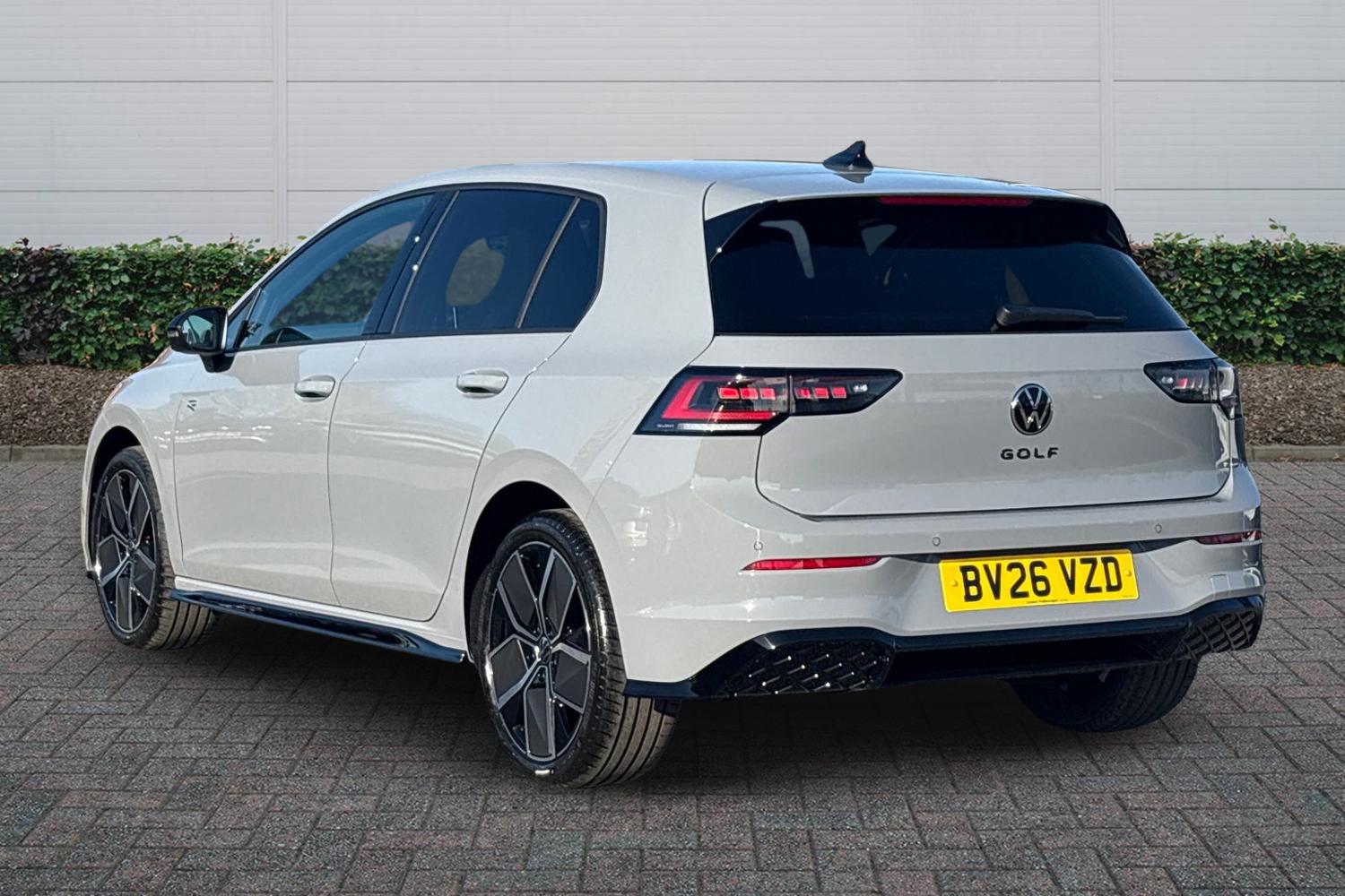 Used Volkswagen Golf 2026 for sale - 77926807: Photo 2