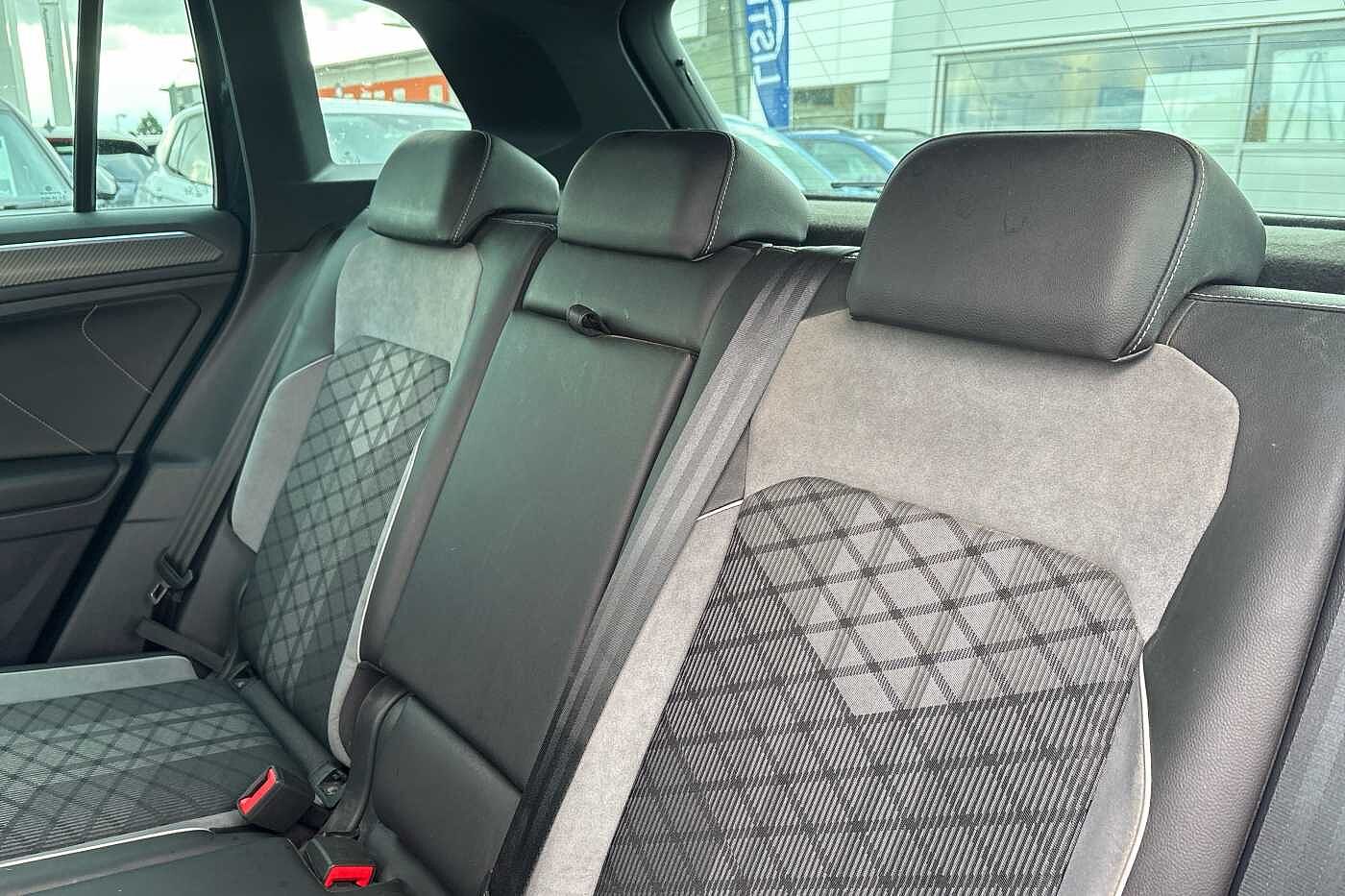 Used Volkswagen Tiguan 2023 for sale - 76372359: Photo 11