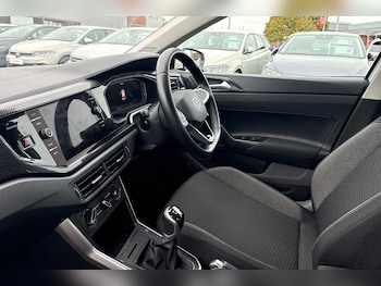 Used Volkswagen Polo 2022 for sale - 76095620: Photo