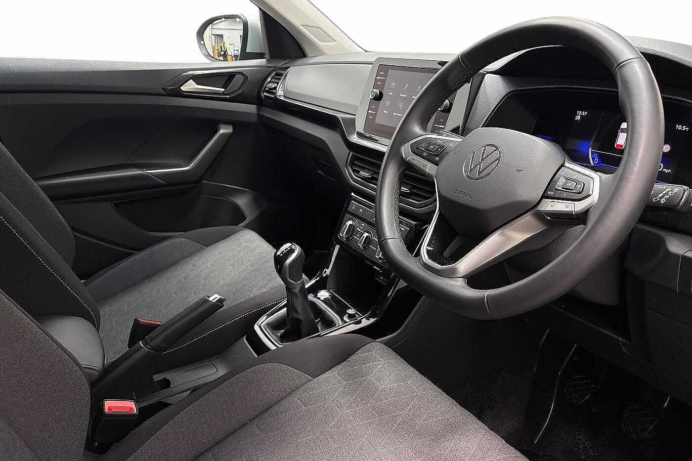 Used Volkswagen T-Cross 2025 for sale - 77332578: Photo 6