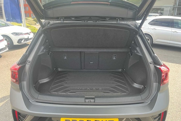 Used Volkswagen T-Roc 2025 for sale - 75211394: Photo 12