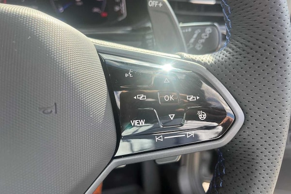 Used Volkswagen T-Roc 2025 for sale - 75211394: Photo 17