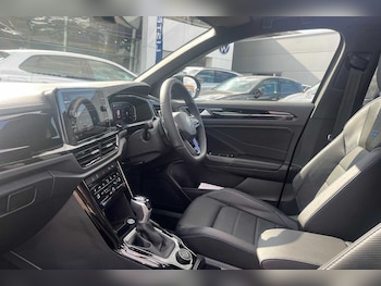 Used Volkswagen T-Roc 2025 for sale - 75211394: Photo