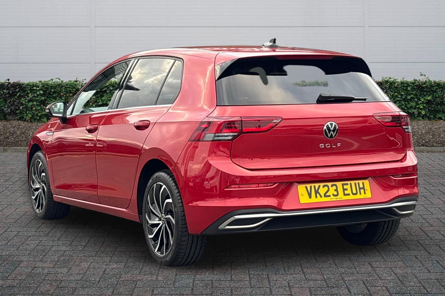 Used Volkswagen Golf 2023 for sale - 76486646: Photo 2
