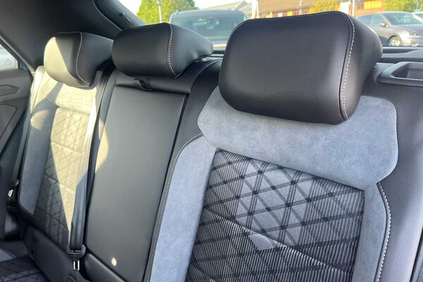 Used Volkswagen T-Roc 2025 for sale - 75142497: Photo 11