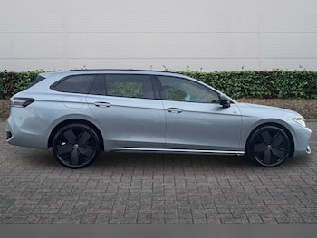 Used Volkswagen Passat 2026 for sale - 79449239: Photo