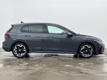 Used Volkswagen Golf 2025 for sale - 77910691: Photo