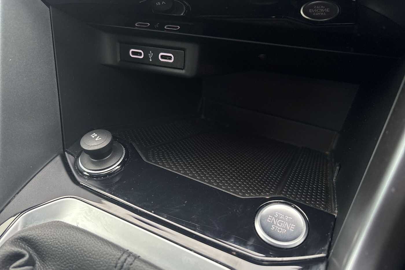 Used Volkswagen T-Roc 2021 for sale - 77124798: Photo 13