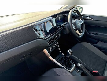 Used Volkswagen Polo 2024 for sale - 78172146: Photo